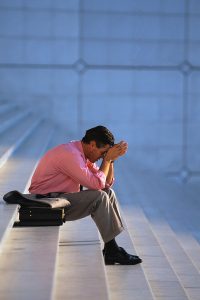 その不運、宝くじが当たる前兆かも？「どん底」の時にだけ現れるサインを見逃すな！